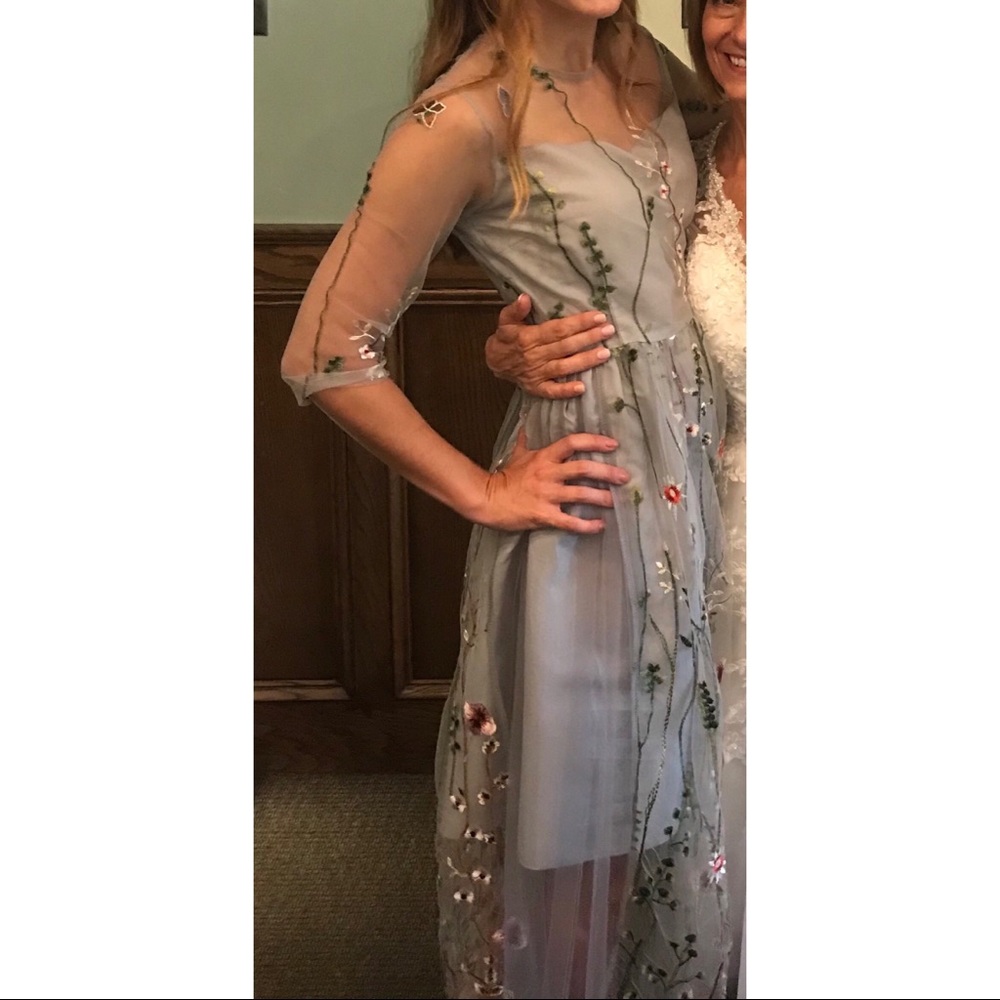 Dusty Blue Floral Embroidered Dress Size 4 EUC